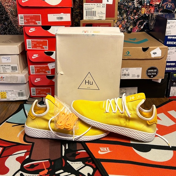 Brand new Adidas Pharrell Williams 8M/9.5W - Picture 1 of 3